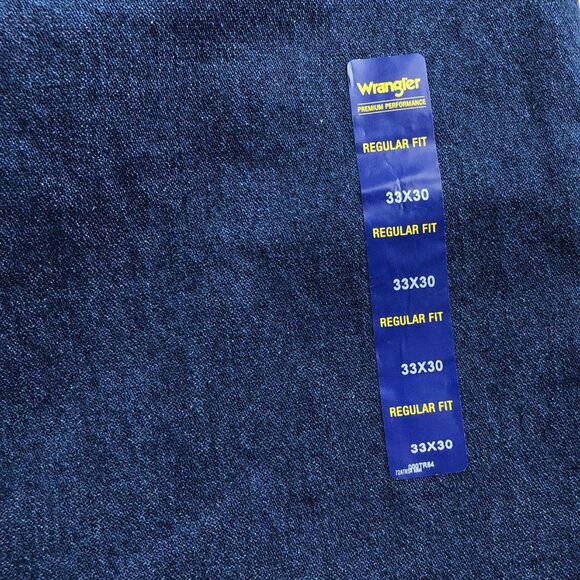 NWT Wrangler Mens 33x30 Relaxed Fit Straight Leg Blue Denim Classic Casual - Picture 10 of 15